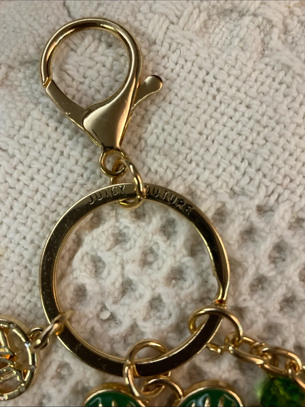Rare Juicy Couture NWOT Green Enamel Four-Leaf Clover Keychain with Gold Accents